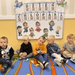 Chłopcy z grupy Motylków.
