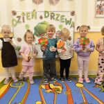 Dzień Drzewa w grupie Motylków.