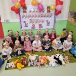 Grupa Pszczółek z misiami