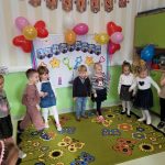 Zabawa taneczna z pokazywaniem