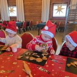 Dekorowanie pierniczków.