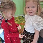 Dzielenie się opłatkiem