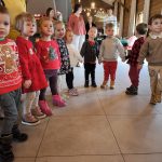 Oczekiwanie na Mikołaja.