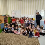 Starsze grupy i pan Policjant