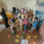 Zabawa – poszukajmy dinozaura