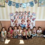 Dziewczynki z kwiatuszkami